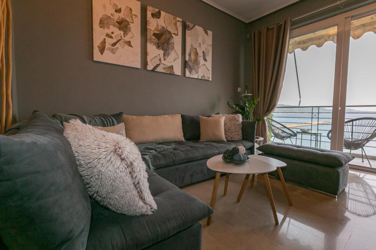 Seafront Kalamata Haven - Blue Luxury Suite 外观 照片