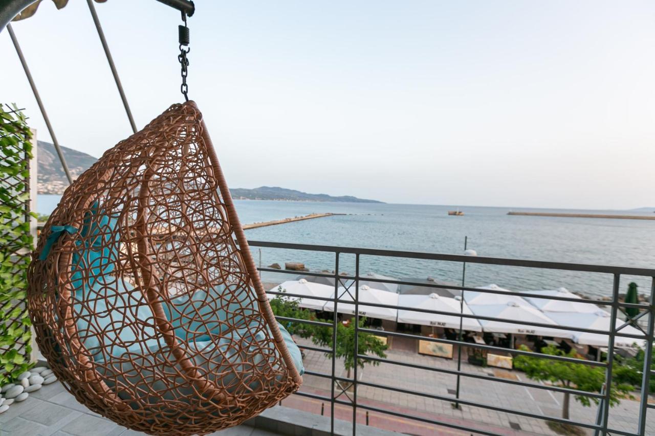 Seafront Kalamata Haven - Blue Luxury Suite 外观 照片