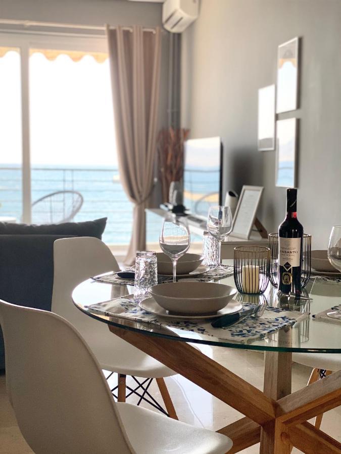 Seafront Kalamata Haven - Blue Luxury Suite 外观 照片
