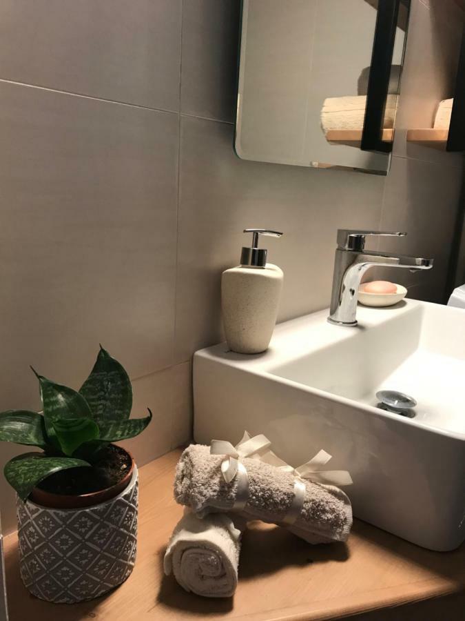 Seafront Kalamata Haven - Blue Luxury Suite 外观 照片