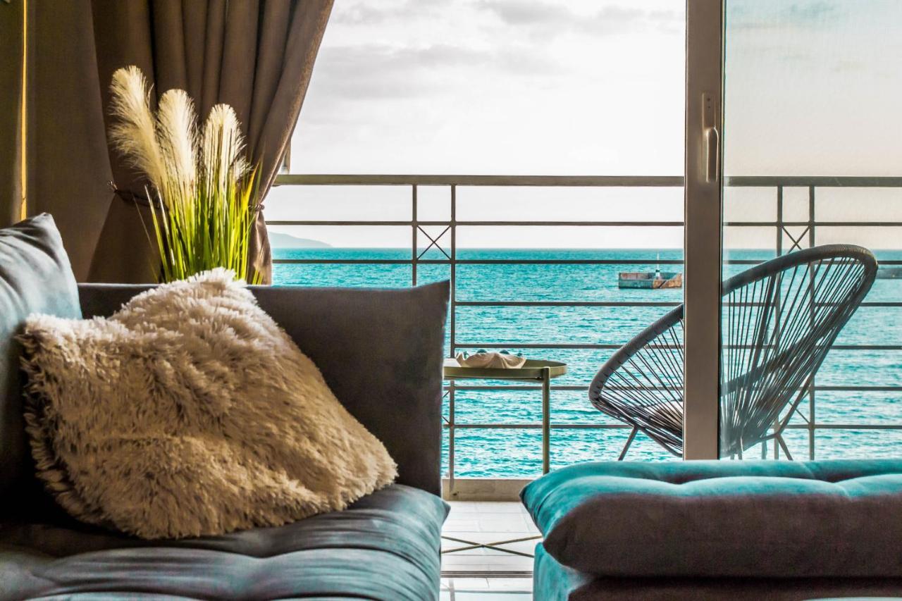 Seafront Kalamata Haven - Blue Luxury Suite 外观 照片